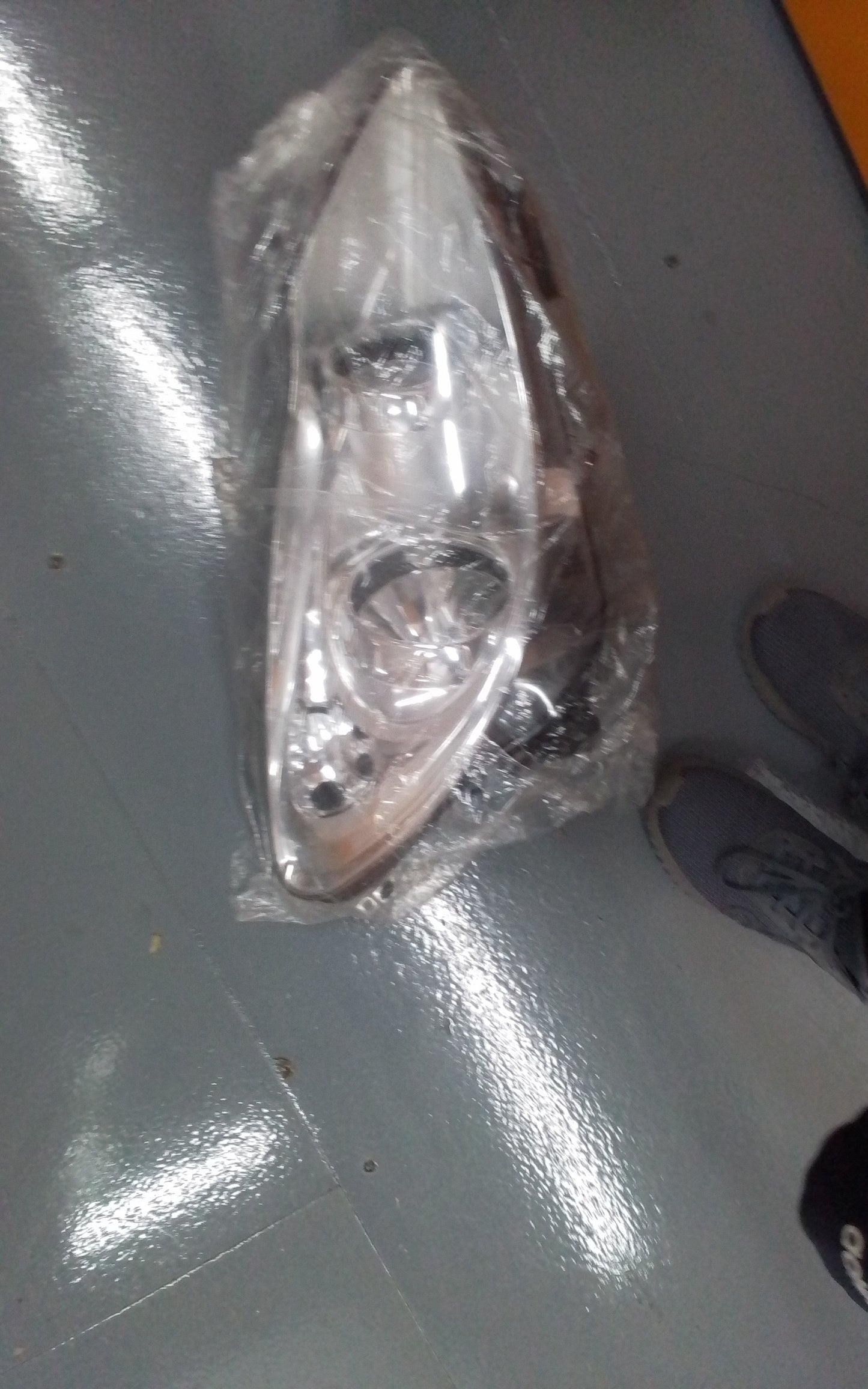 Replacement Corsa Headlight vykosonik