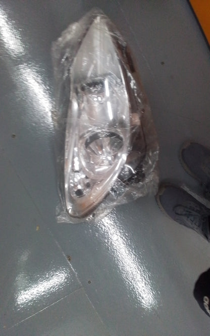 Replacement Corsa Headlight vykosonik